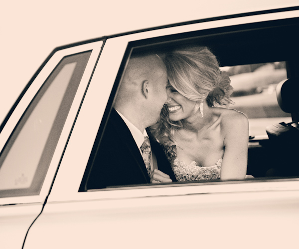 couple photo by Dallas based wedding photographers Aves Photographic Design